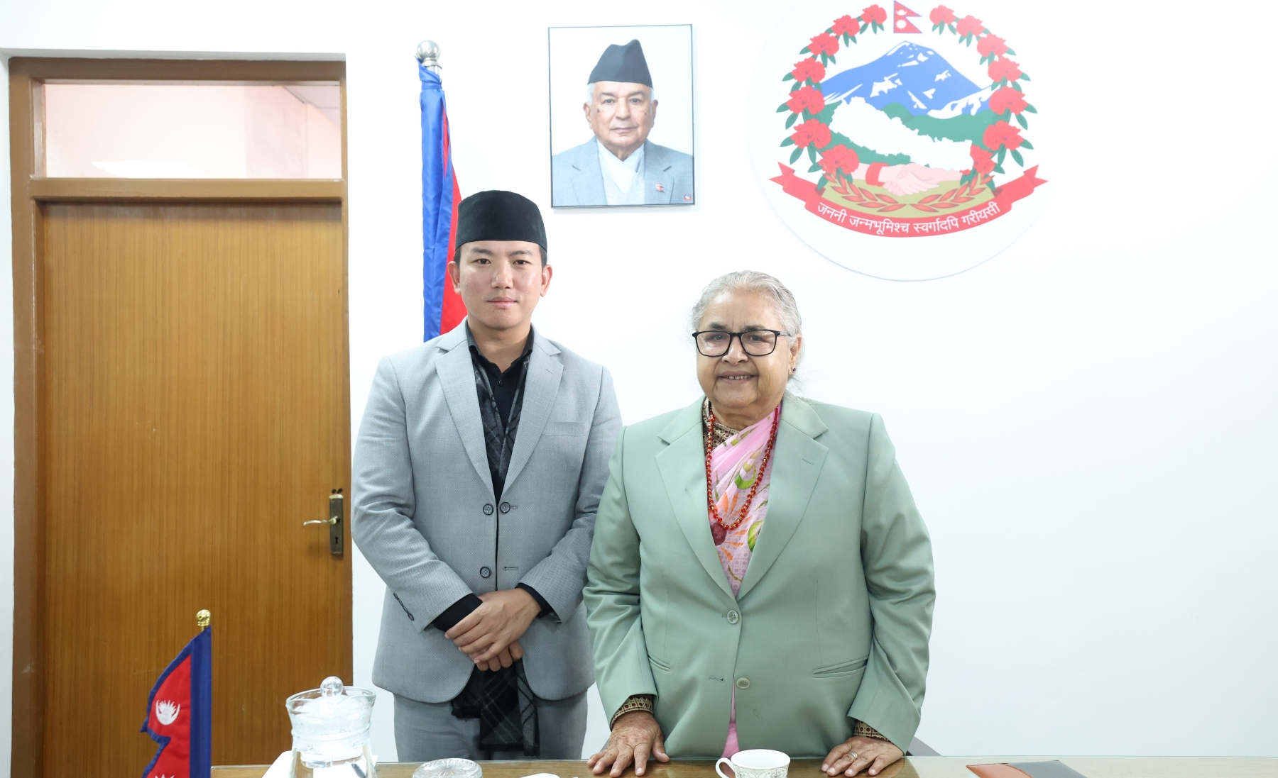 सुहाङलाई प्रधानमन्त्रीले भनिन्- तपाईँजस्ता युवाले देशको बागडोर सम्हाल्नुपर्छ