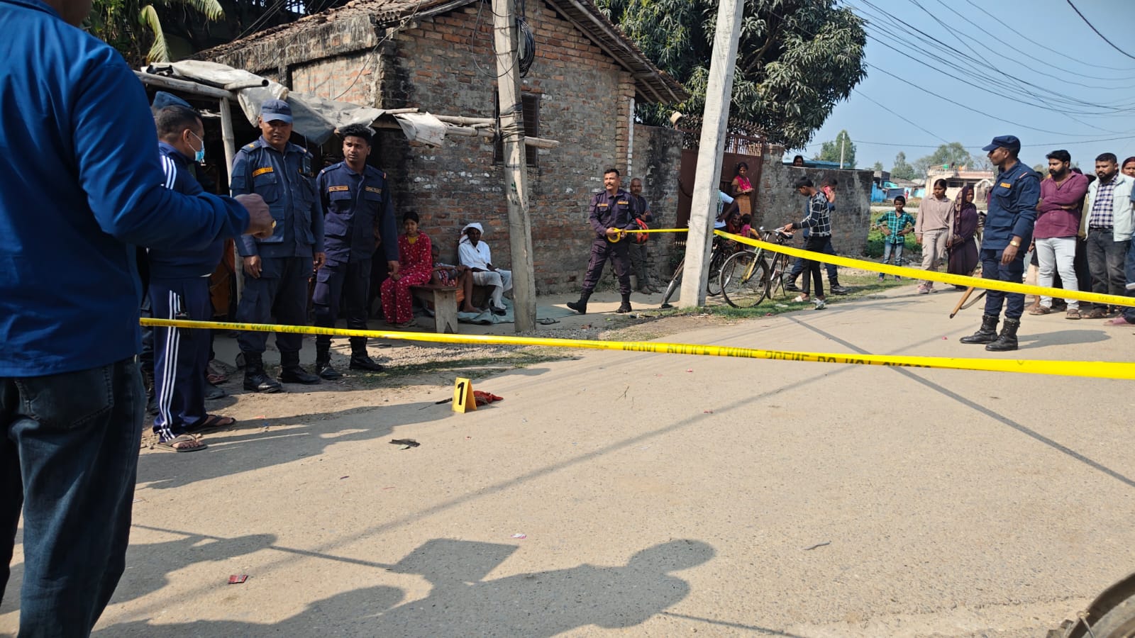 मलङ्गवामा बेवारिसे पेस्तोल पड्किँदा बालक घाइते