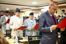 १७ राष्ट्रियसभा सदस्यले लिए शपथ, एक सदस्य अनुपस्थित