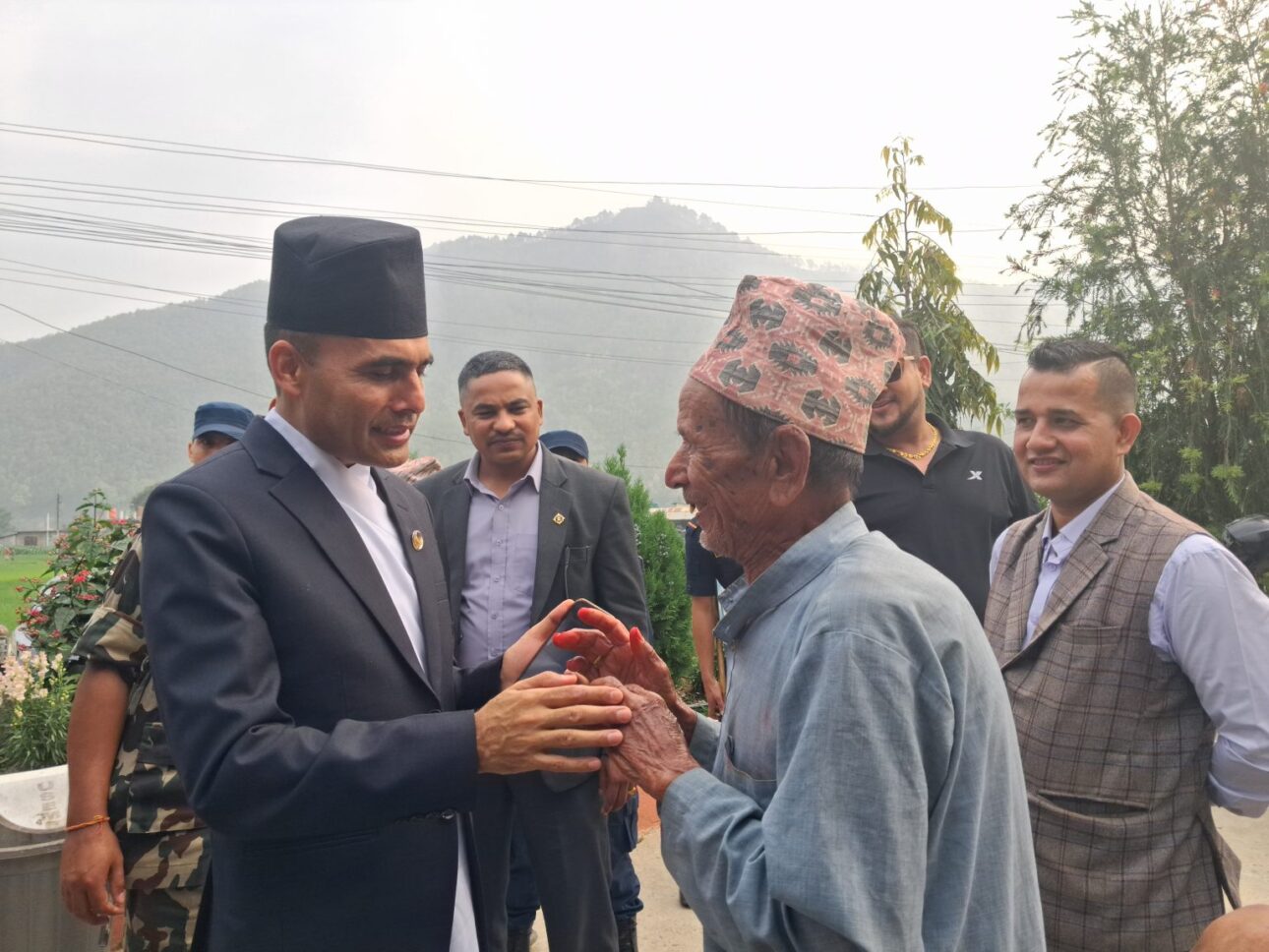 डा बिक्रम तिमिल्सिना: सामाजिक सञ्जालका भ्रामक सूचनाप्रति सचेत हुन नागरिकलाई आग्रह