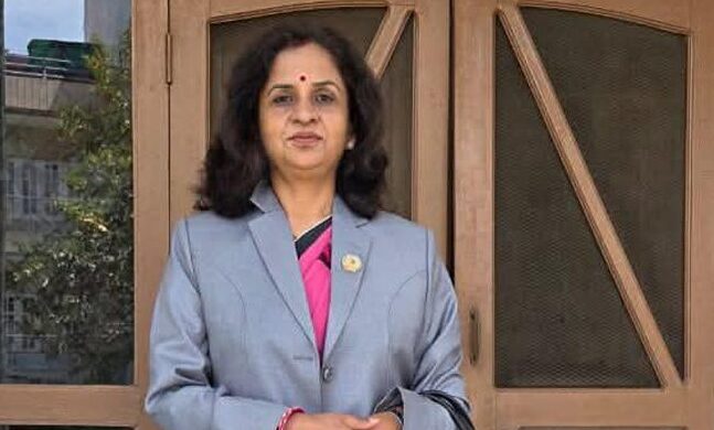 सरकारले बन्द रहेका सबै उद्योग सञ्चालन गर्छ : मन्त्री यादव